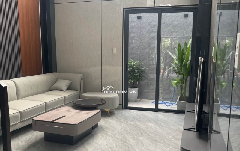 KH002* Mặt tiền kinh doanh đỉnh sát UBND An Phú Đông - Giá 6.x tỷ